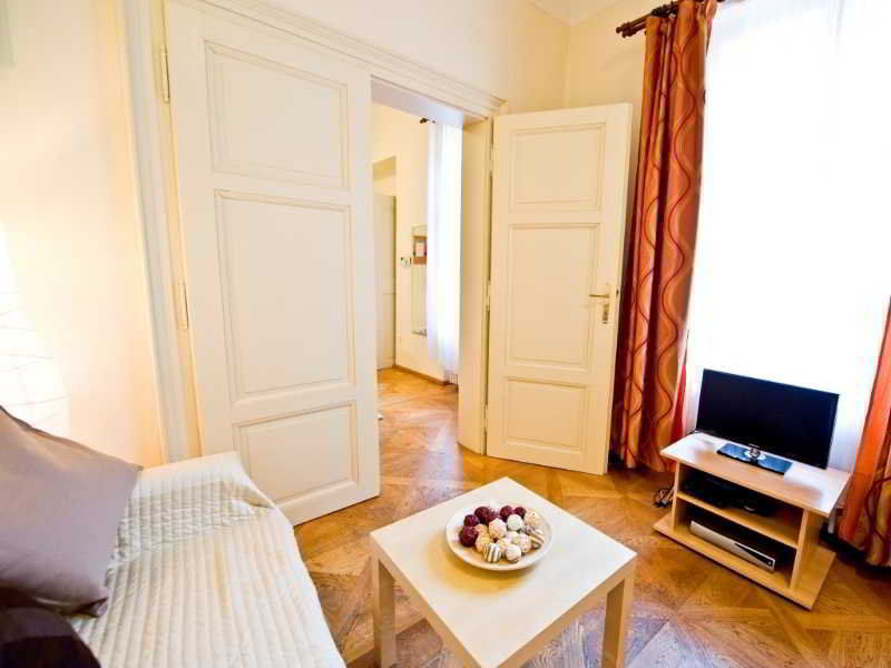 Bohemia Apartments Prague Centre Экстерьер фото