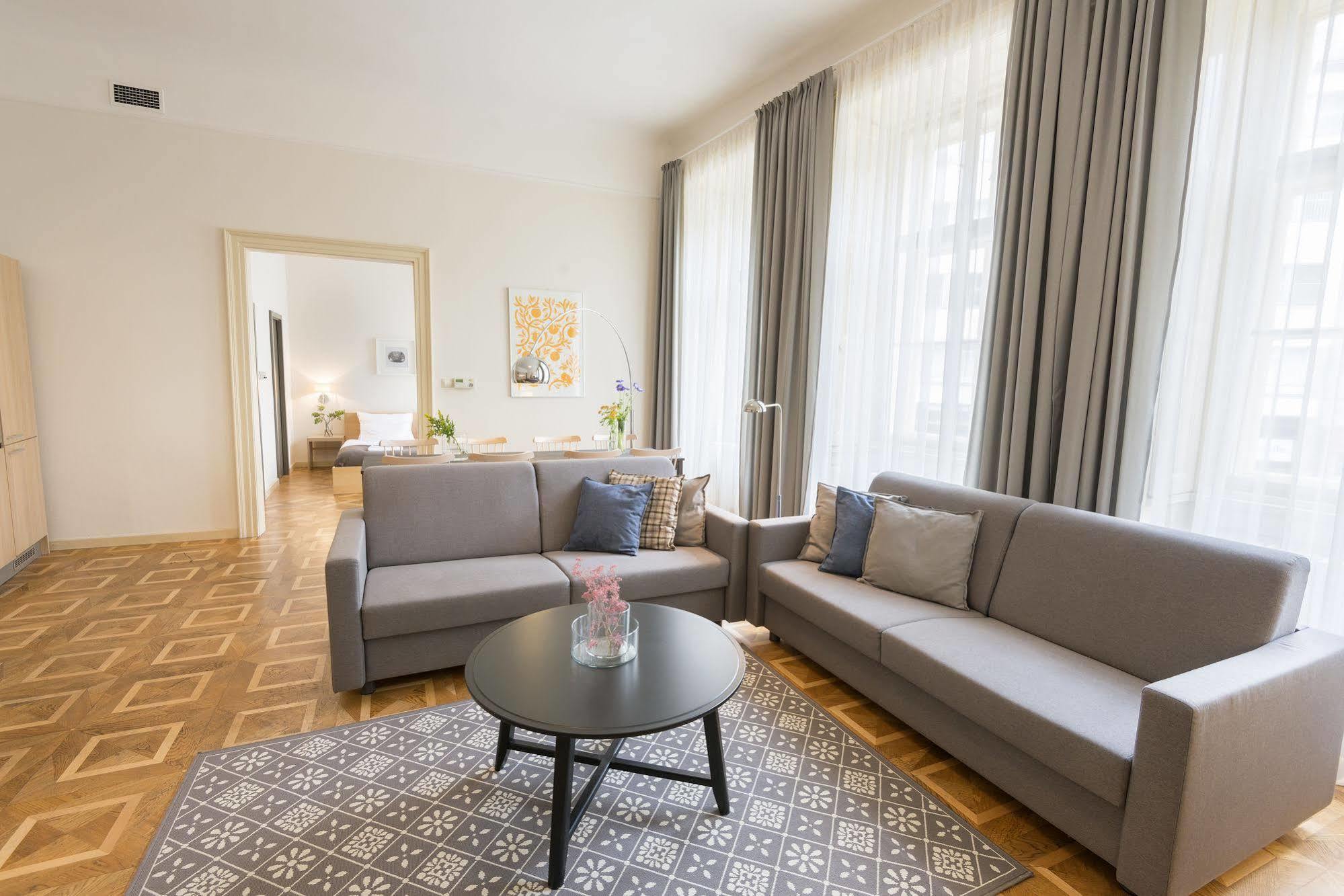 Bohemia Apartments Prague Centre Экстерьер фото