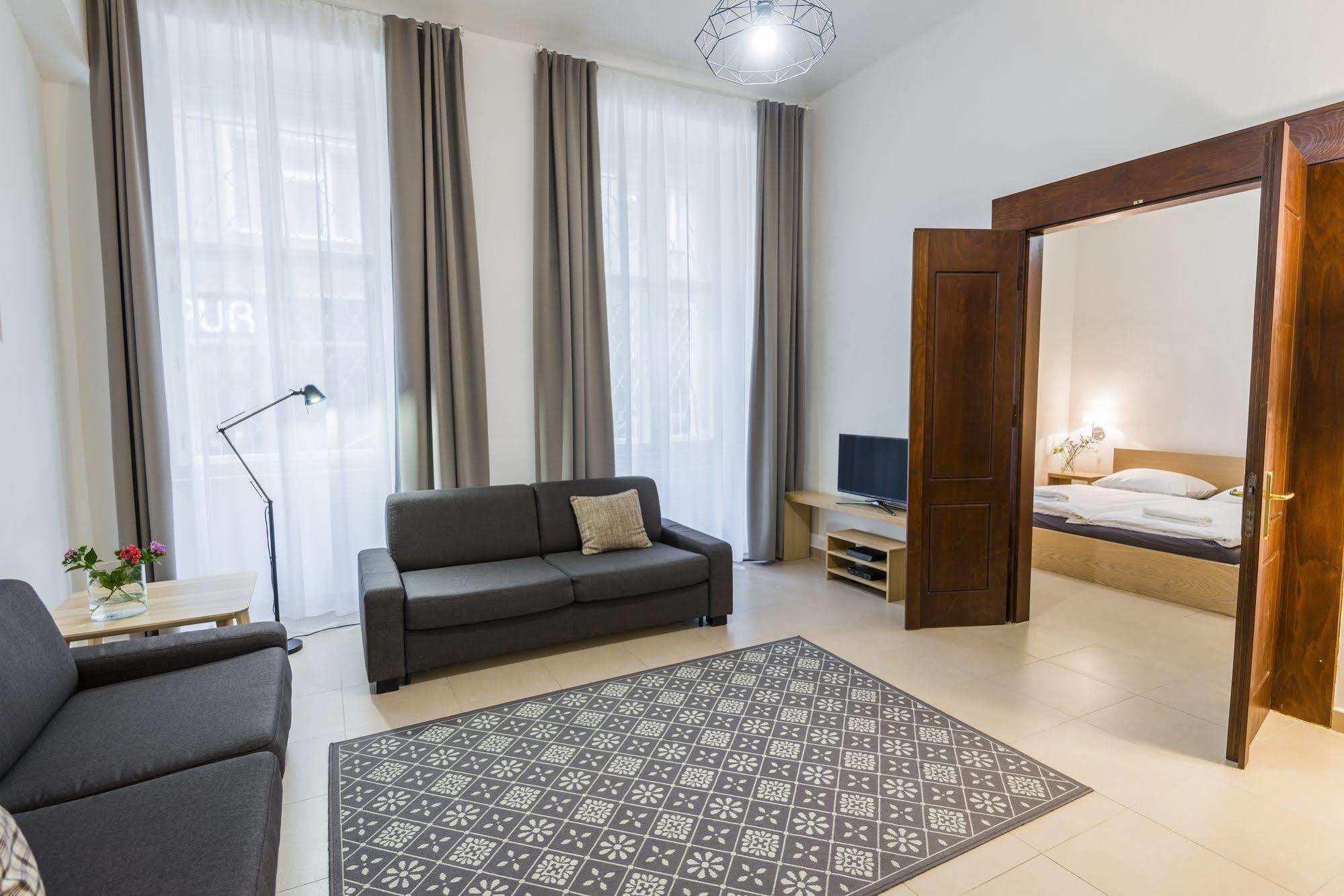 Bohemia Apartments Prague Centre Экстерьер фото