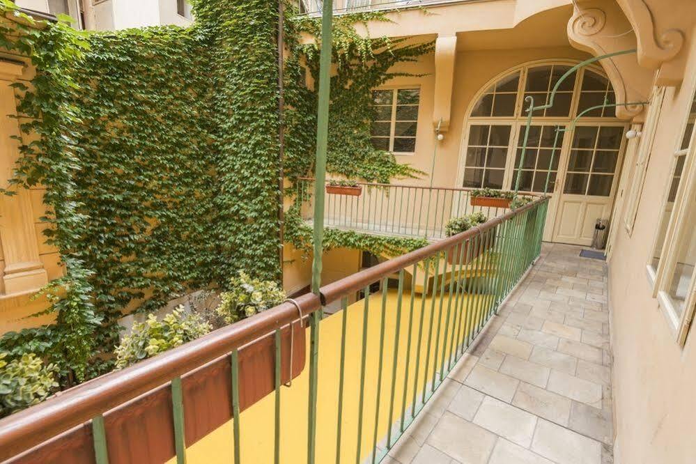 Bohemia Apartments Prague Centre Экстерьер фото